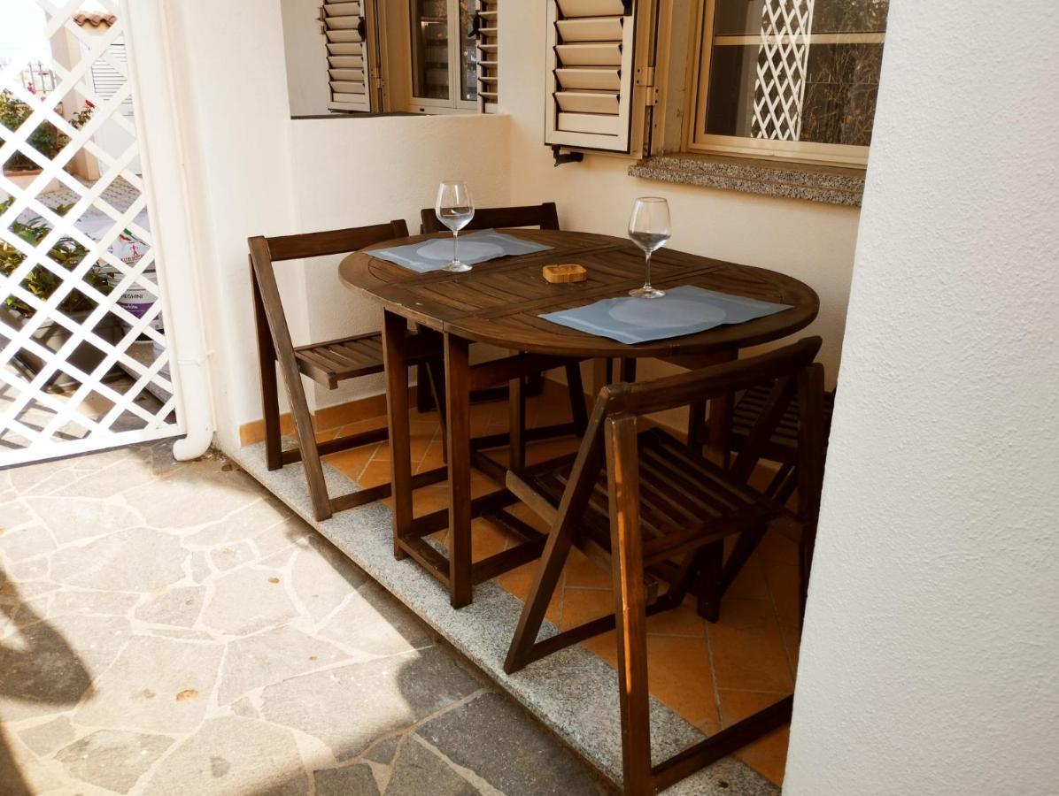 Summer Room- Fronte Spiaggia La Caletta Exterior foto